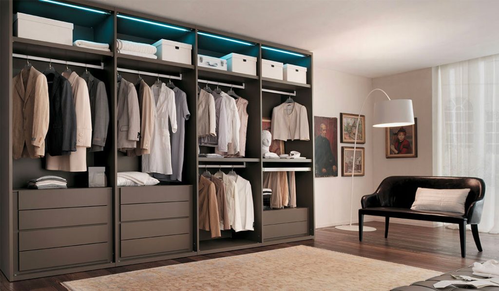 Come arredare una cabina armadio